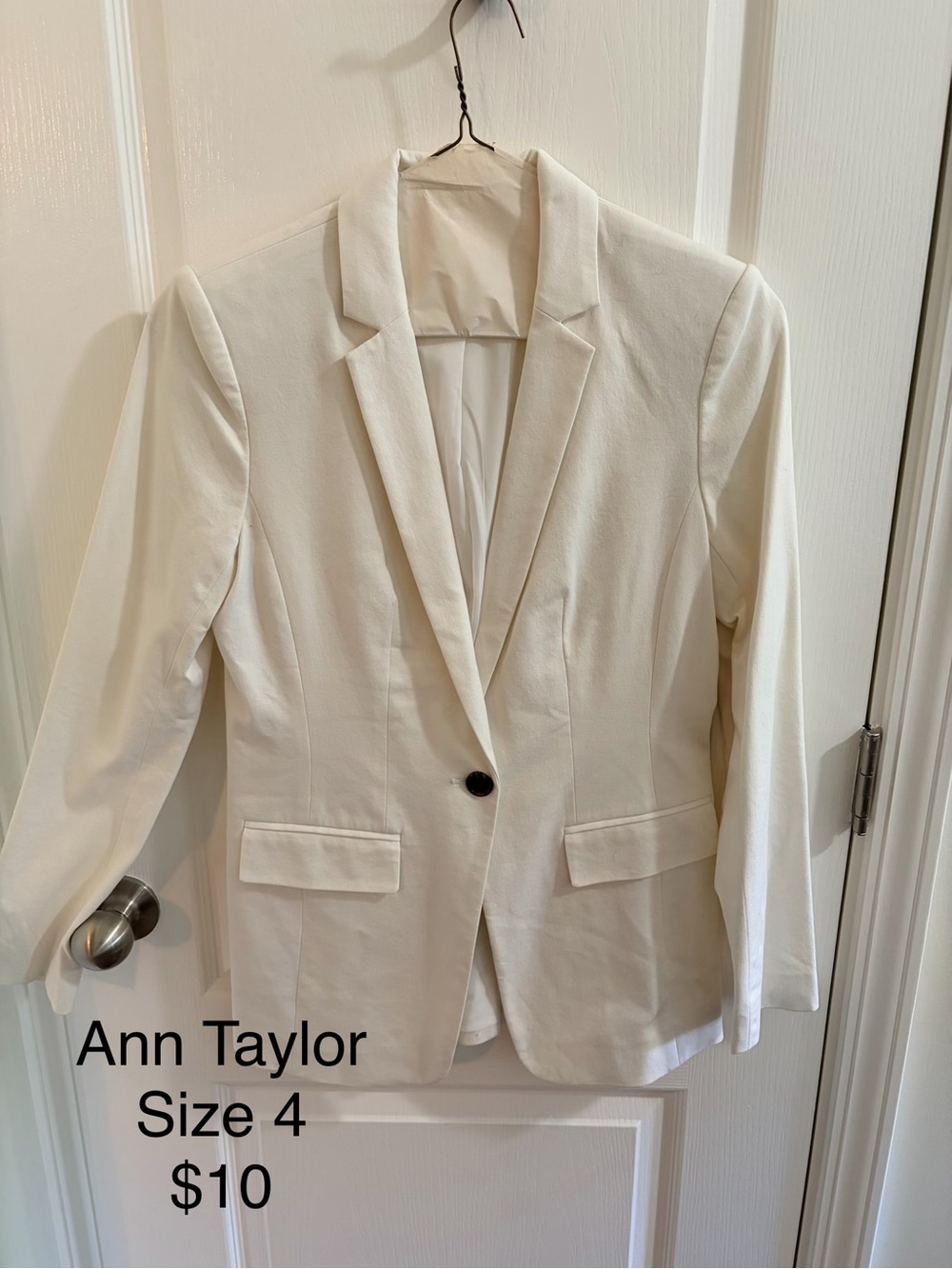 Ann Taylor White Tailored Single-Button Blazer